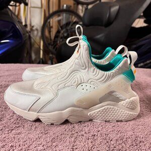 Women's Size 9.5 - Nike Serena Williams Design Crew x Air Huarache Summit White